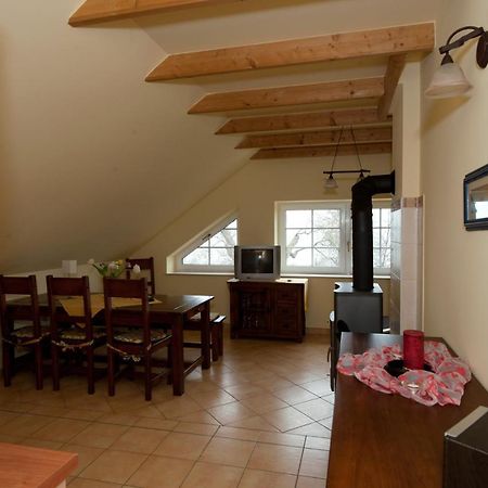 Ferienwohnung Gästehaus Looks Thiessow Exterior foto