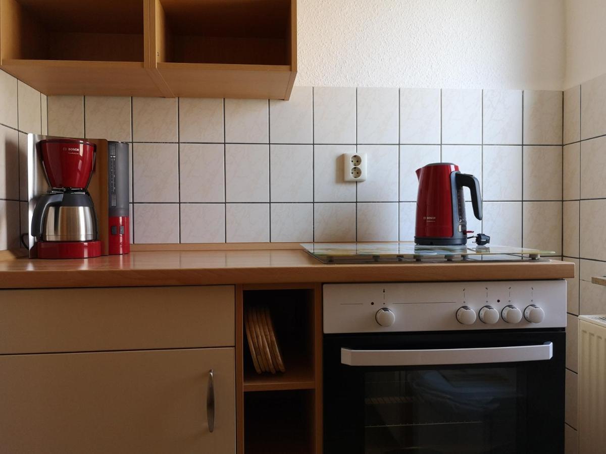 Ferienwohnung Gästehaus Looks Thiessow Exterior foto